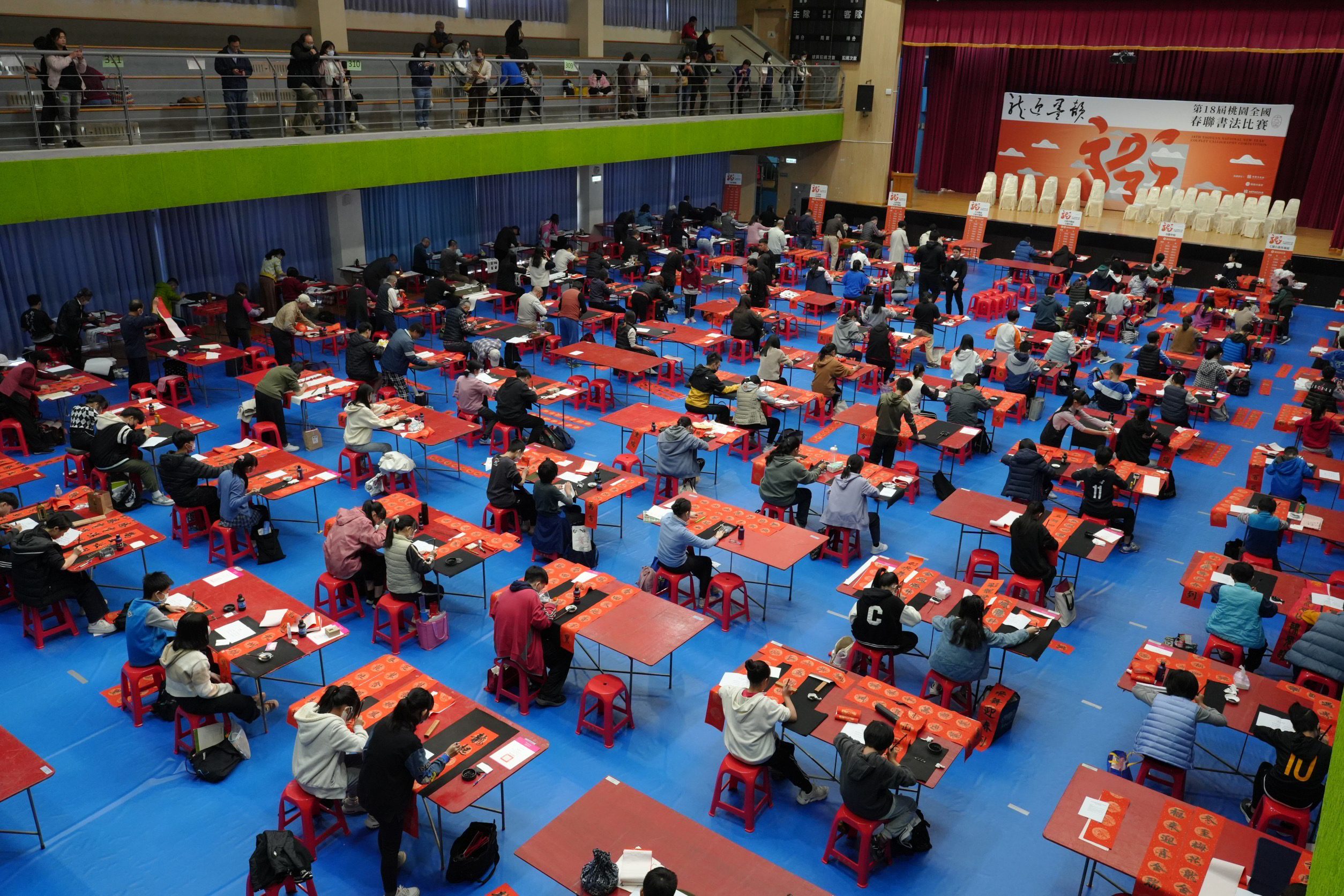 「龍迎墨韻 第18屆桃園全國春聯書法比賽」決賽會場。