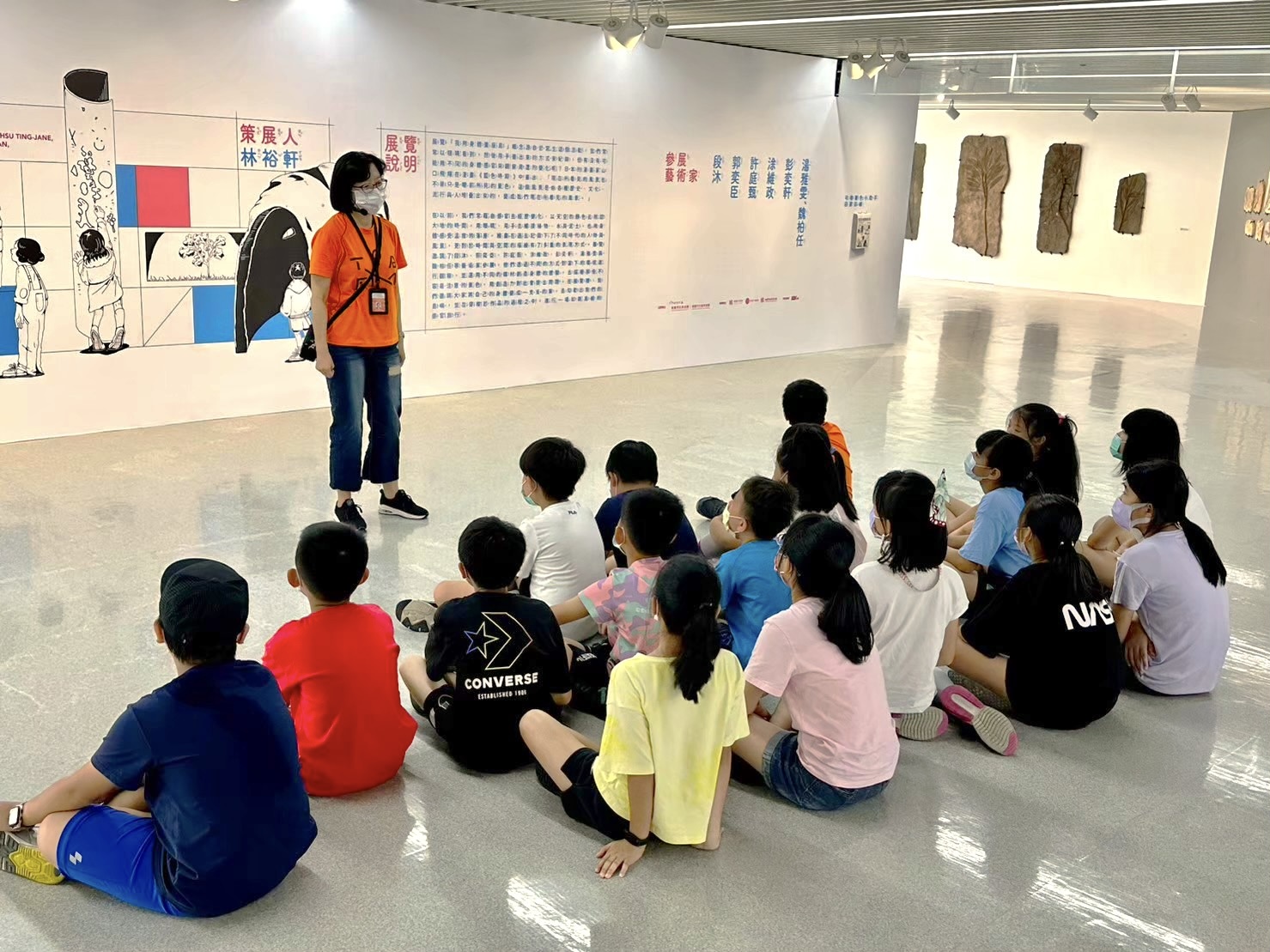 團體導覽志工解說參觀規則。