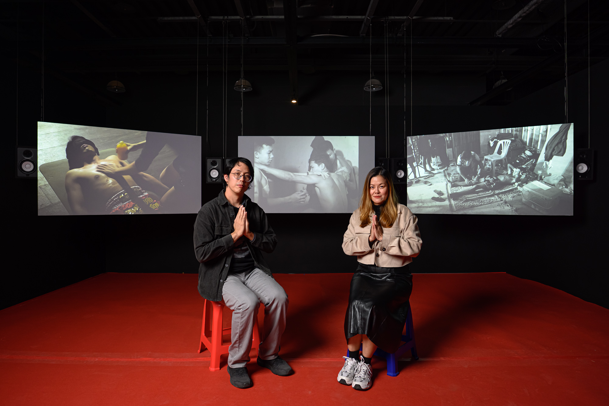 Thai Artist Group: Chulayarnnon Siriphol, Kasamaponn Saengsuratham, Arjin Thongyuukong, Krongpong Langkhapin, Red Eagle Sangmorakot: No More Hero In His Story. Photo by Anpis Wang.