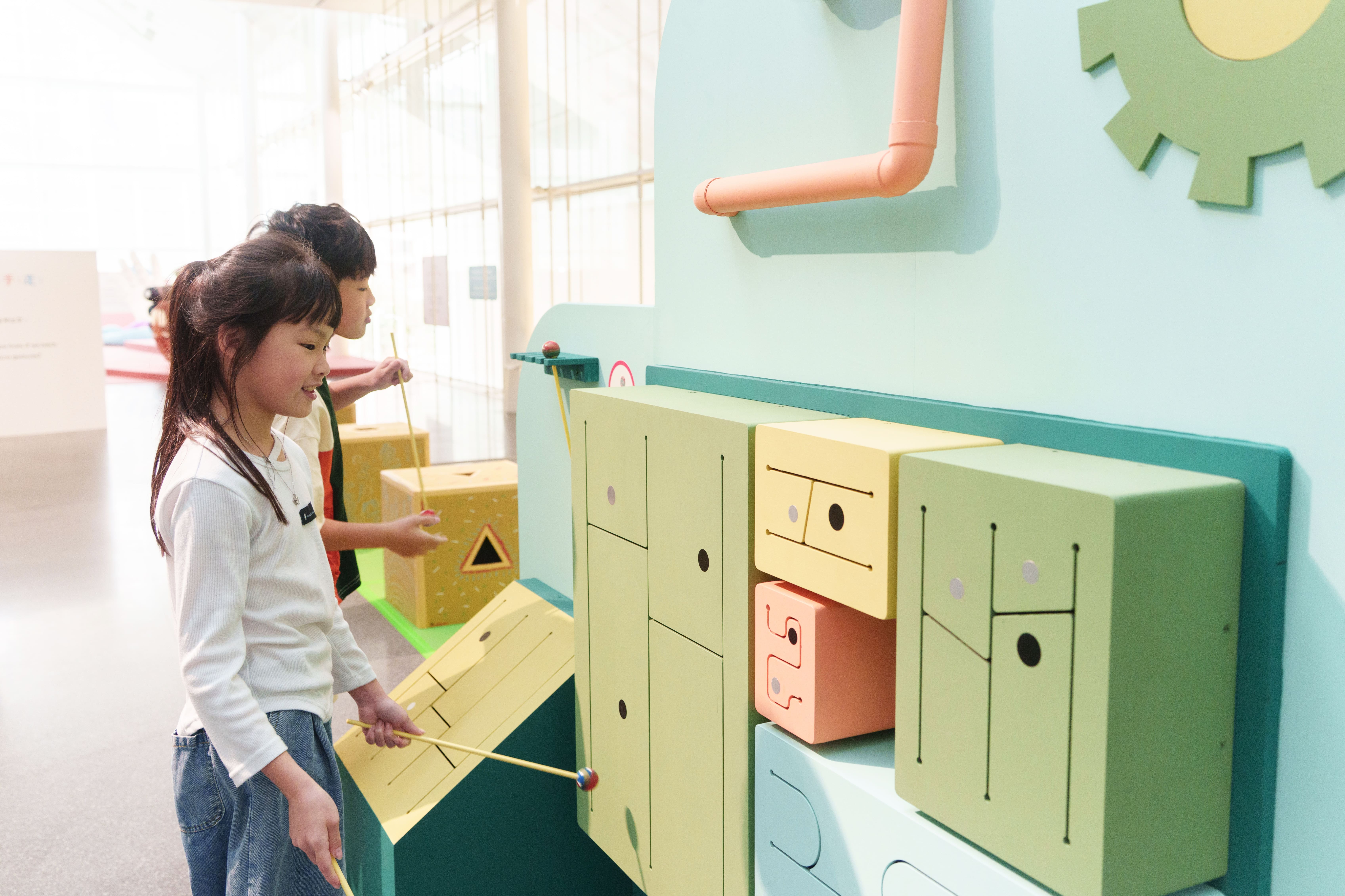 展區照【耳朵怪的聲音製造機】（綠芽數位拍攝、桃園市立美術館提供）
