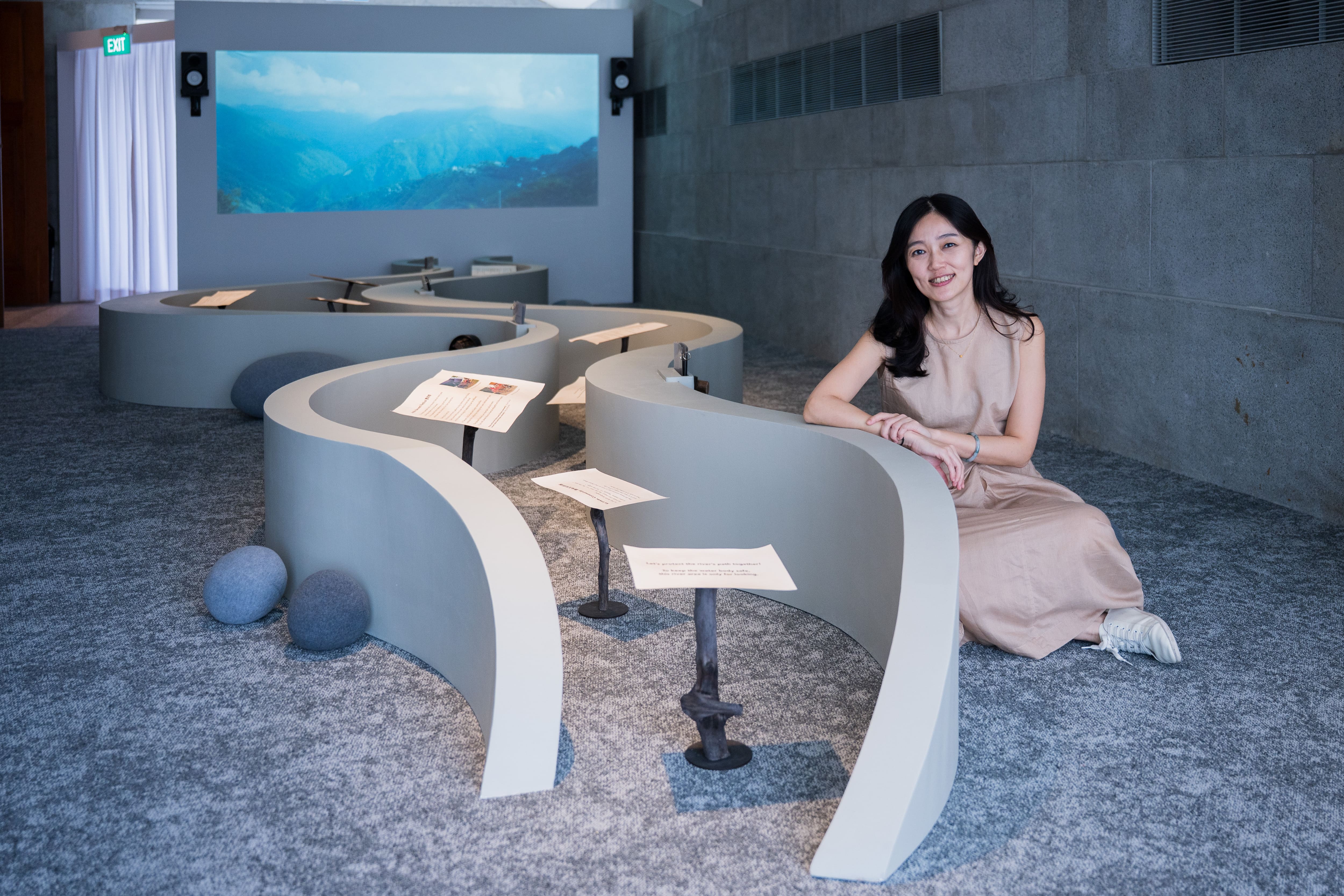 藝術家許雁婷與作品〈河走過的地方〉